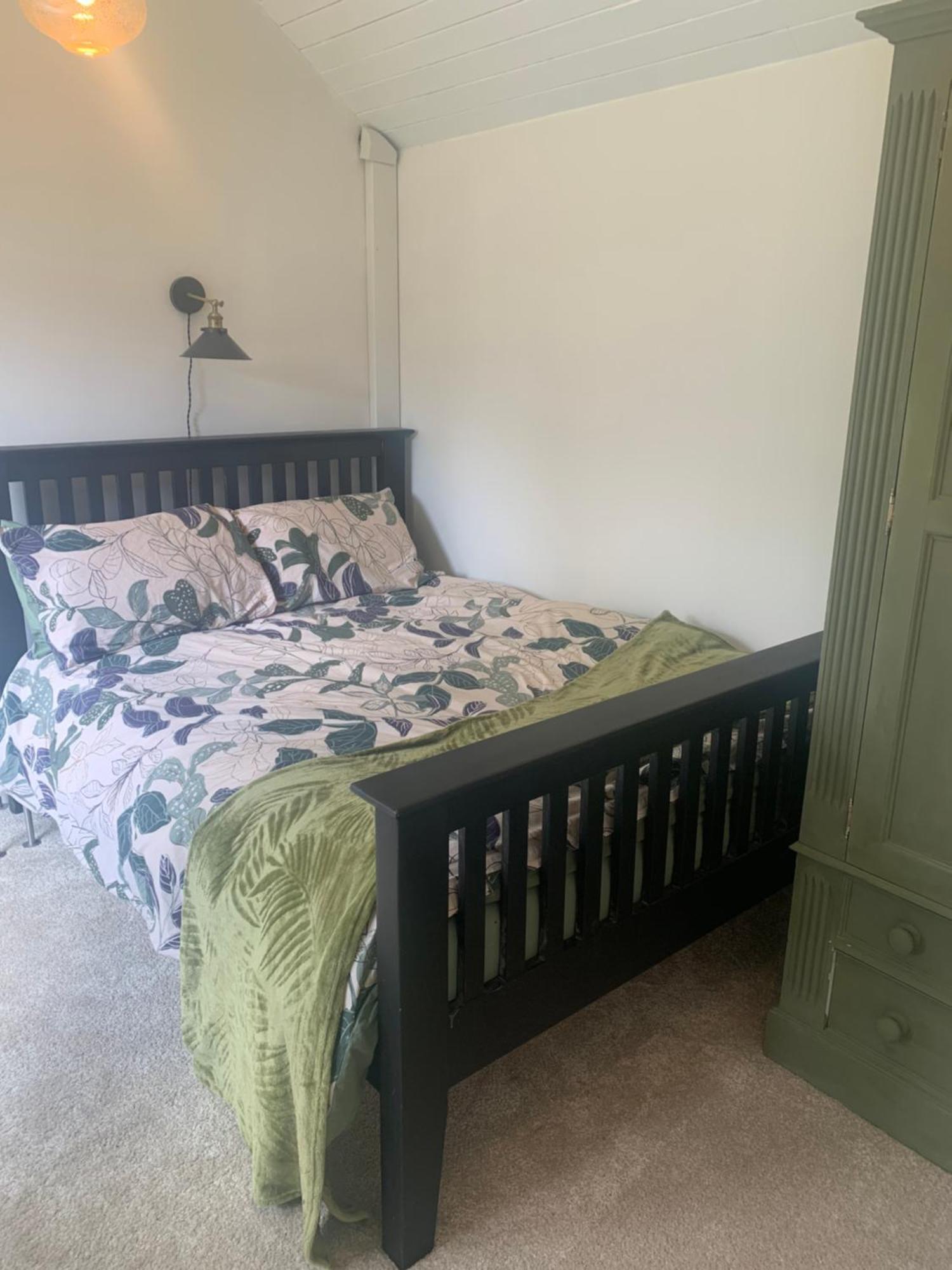Newly Refurbished One Bedroom With Additional Sofa Bed Self Contained Flat In Garden Abbots Langley Exterior photo